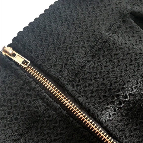 HONEY PUNCH Chevron Skater A-line Black Skirt - Picture 6 of 8